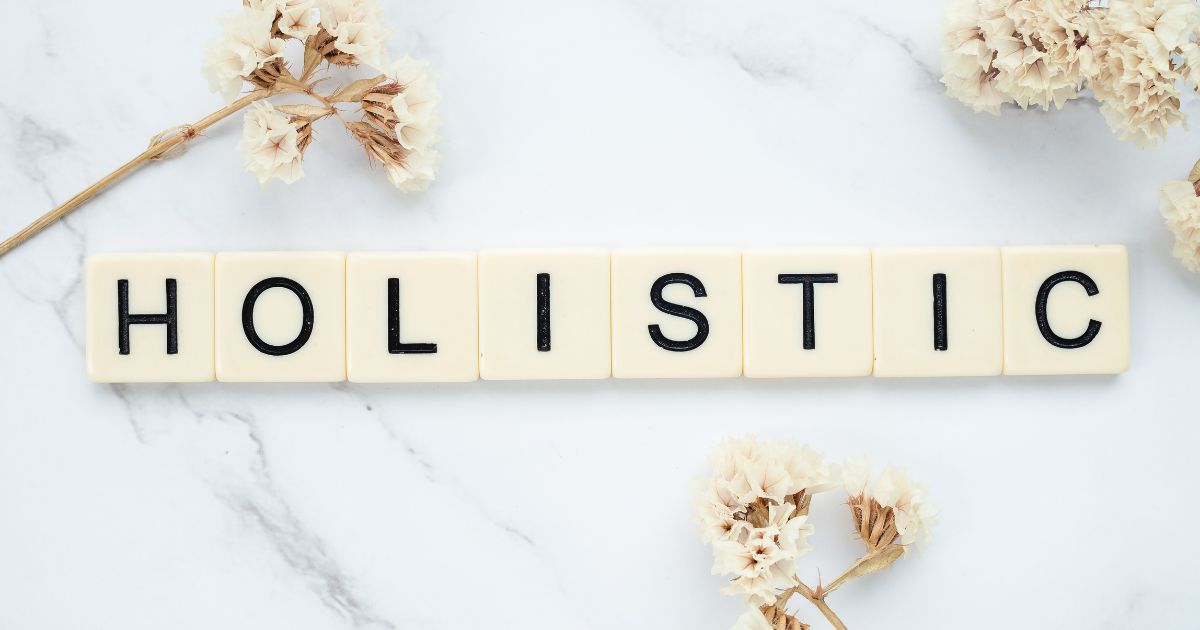 The body taken as a whole, with all parts interconnected, allows for a more comprehensive and holistic approach to the health and well-being of a person.